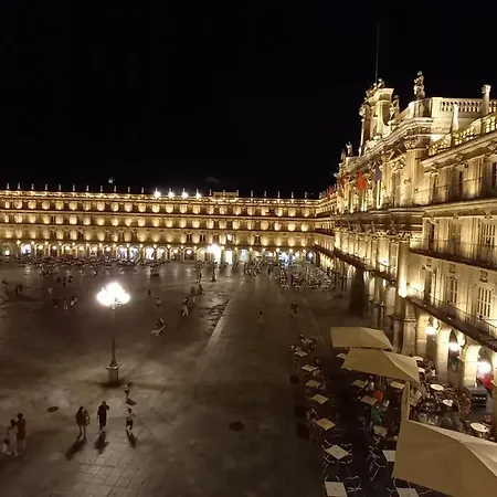 Plaza Mayor 7, 2º - único En La Plaza Mayor! Apartamento