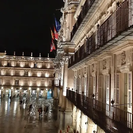 Plaza Mayor 7, 2º - único En La Plaza Mayor! Apartamento